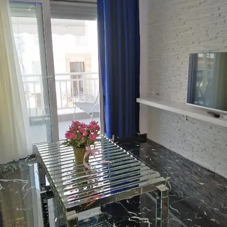 Apartment Totani Lux Peraía