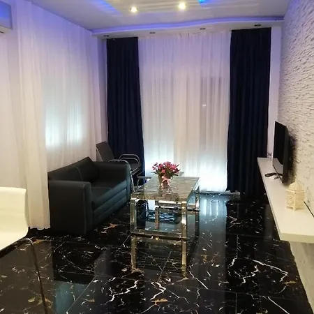 Totani Lux * Peraía